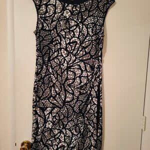 CONNECTED APPAREL Brand Scoop Neck Sleeveless Dress Size (14)